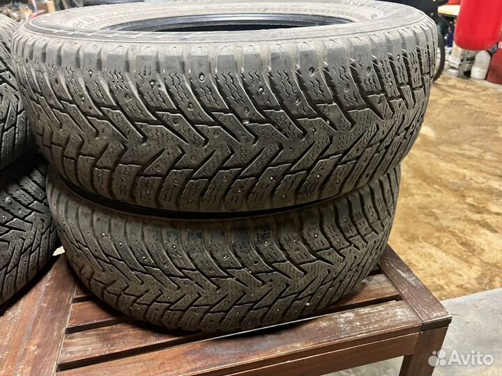 Nokian Tyres Hakkapeliitta 8 SUV 235/65 R17