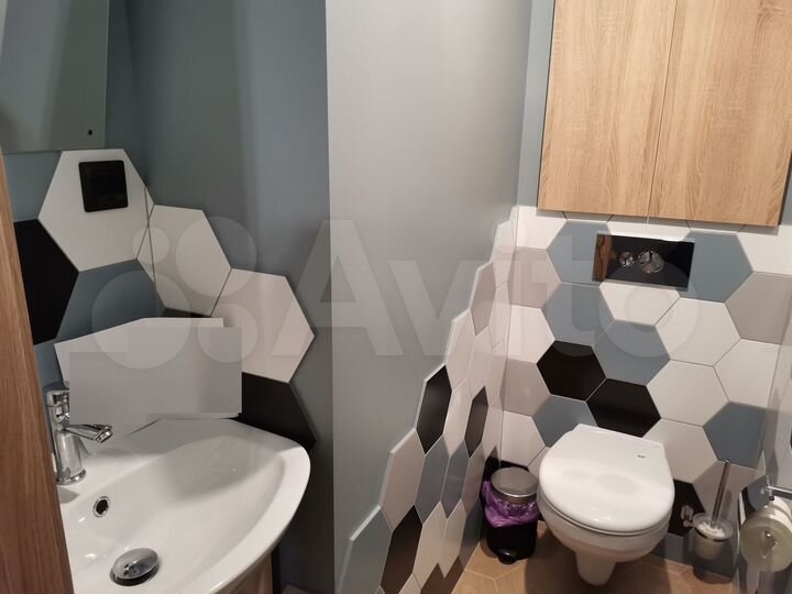 3-к. квартира, 90 м², 4/5 эт.