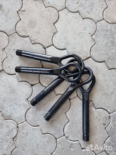 Буксировочный крюк Land Rover Jaguar