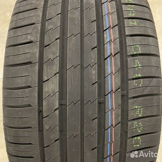 Tracmax X-Privilo RS01+ 285/35 R22 106Y