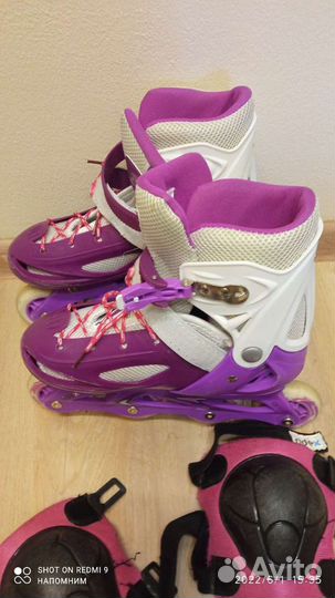 Роликовые коньки