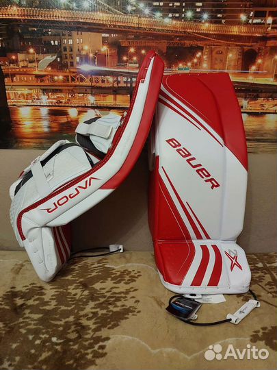 Новые вратарские щитки Bauer Vapor 2X подростковые