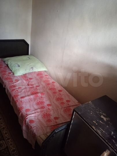 Комната 13 м² в 3-к., 1/2 эт.