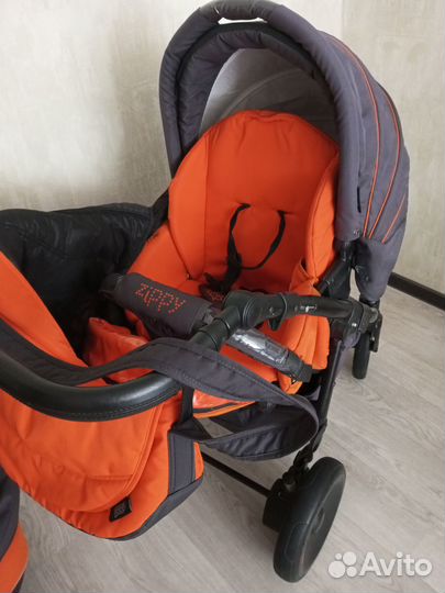 Продам коляску 2 в 1
