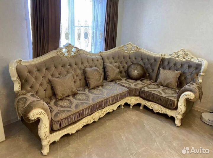 Диван угловой