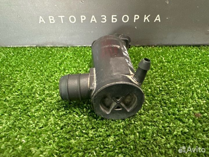 Насос омывателя Kia Rio 3 QB 1.6 G4FC 2011