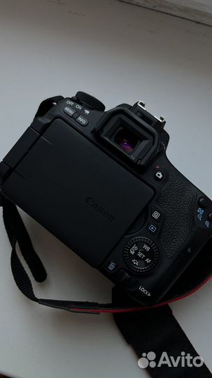 Зеркальный фотоаппарат canon 760 d