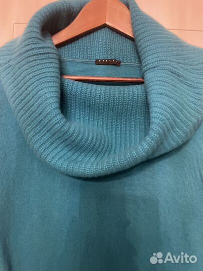 Свитер женский
