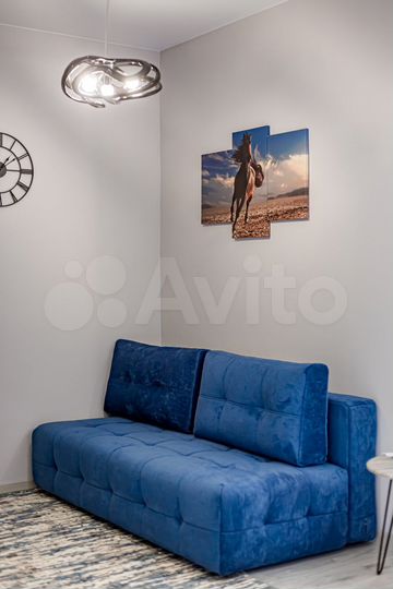 2-к. квартира, 43 м², 8/9 эт.