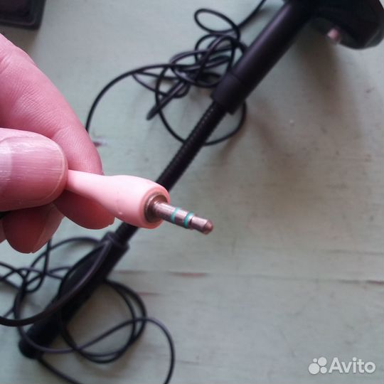 Настольный микрофон sven