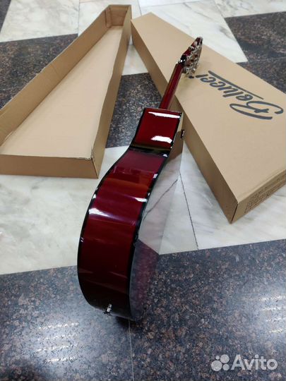 Акустическая гитара