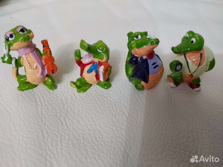 Игрушки из киндер сюрприза