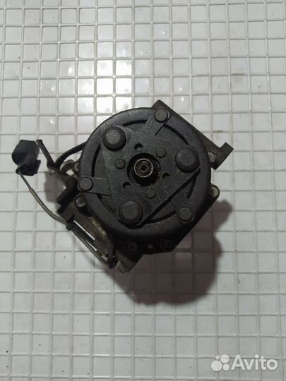 Компрессор кондиционера Mitsubishi Lancer 4G18 1.6