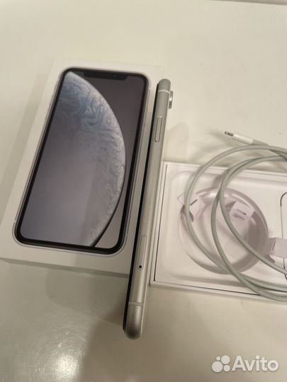iPhone Xr, 128 ГБ