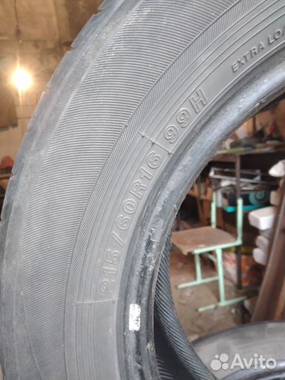 Yokohama BluEarth AE01 215/60 R16