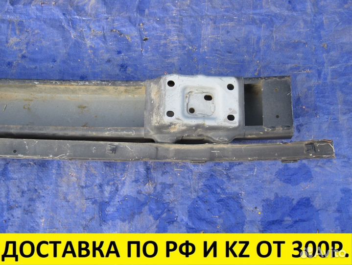 Усилитель бампера передний Toyota Funcargo 5213152