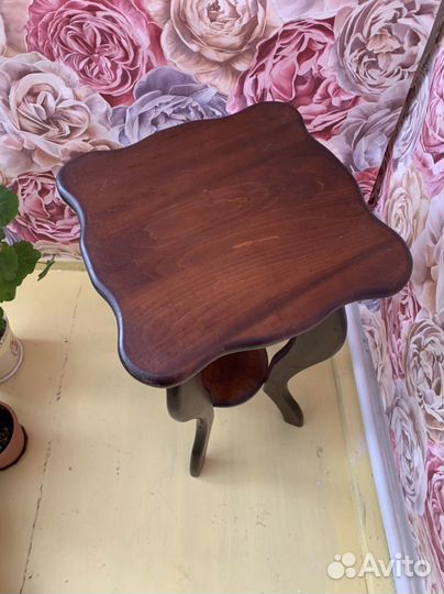 Подставка для цветов