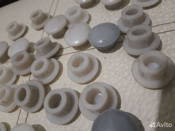 Заглушки пластиковые