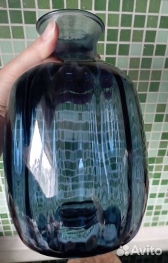 Ваза для цветов синяя