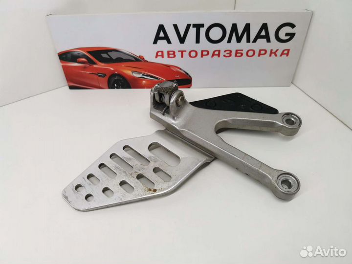 Кронштейн левый водительский Yamaha YZF R6 2006+