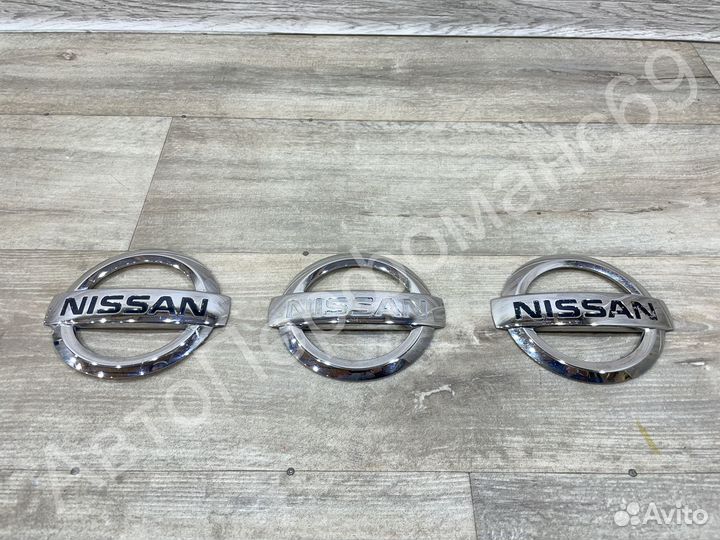 Эмблема задняя Nissan X-Trail T32 (с 2013)