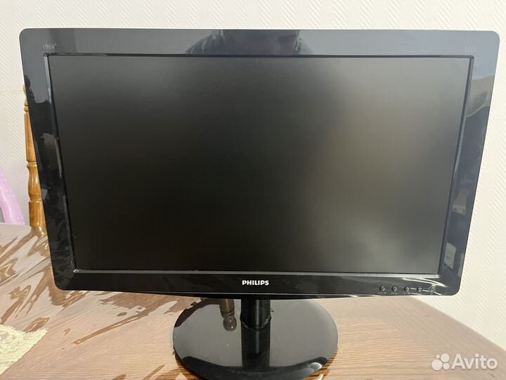 Монитор philips