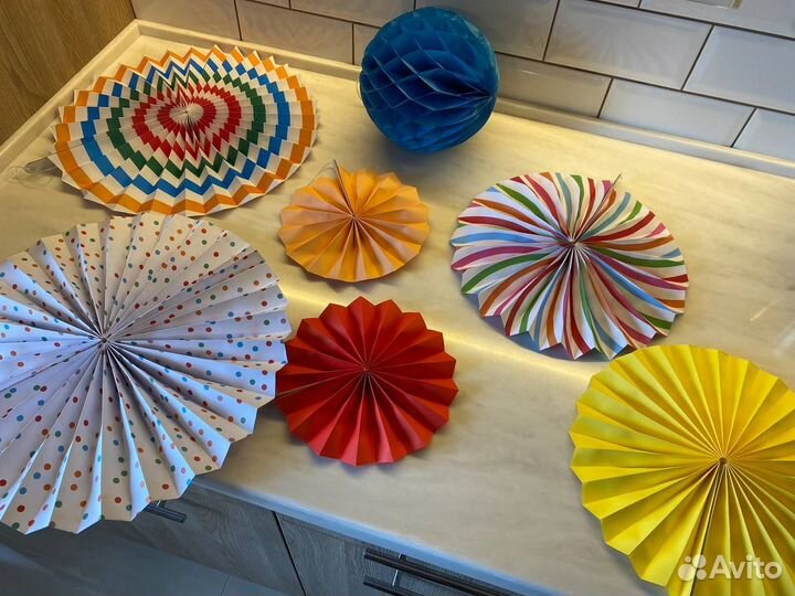 Бумажные украшения к празднику