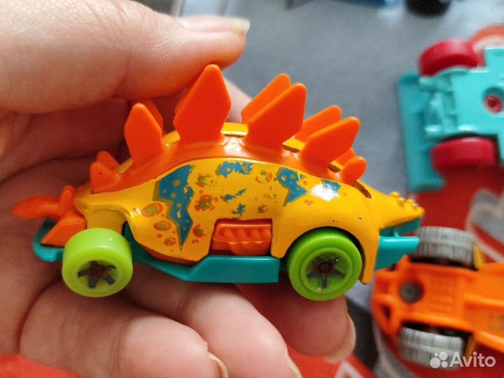 Машинки hot wheels