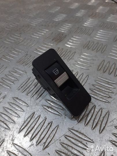 Кнопка стеклоподъемника задняя правая Lifan X60