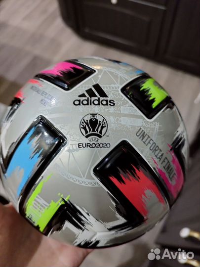 Мяч футбольный adidas Uniforia Finale Pro