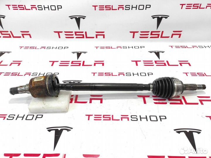 Полуось задняя Tesla Model S 2016 1007719-01-A