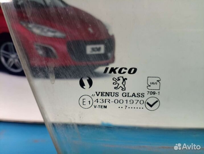 Стекло переднее правое Peugeot 206