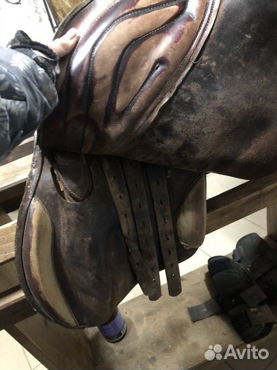 Седло для лошади