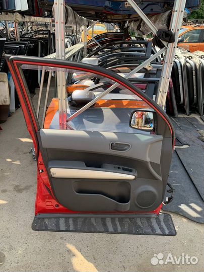 Дверь передняя левая Nissan X-trail T31