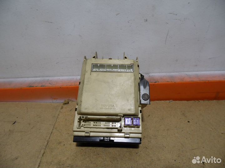 Блок реле Лексус рх 350