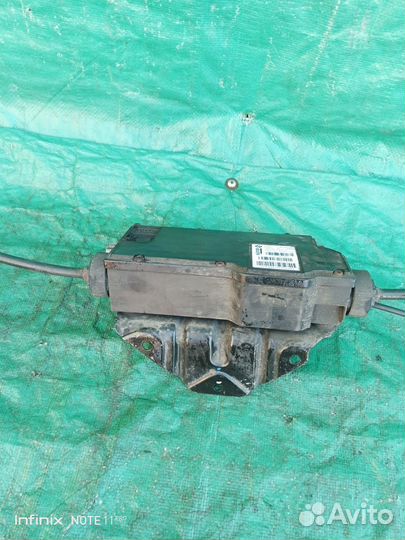 Моторчик стояночного тормоза BMW X5 E70 07-13 г