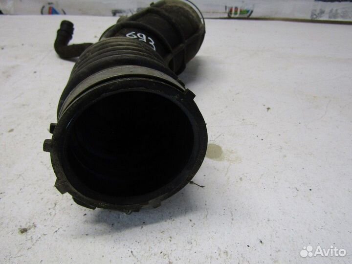 Патрубок воздушного фильтра Fluence 2010