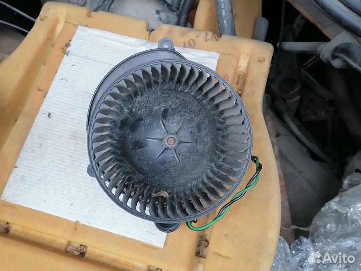 Моторчик печки Jeep Commander WK 05 - 2010