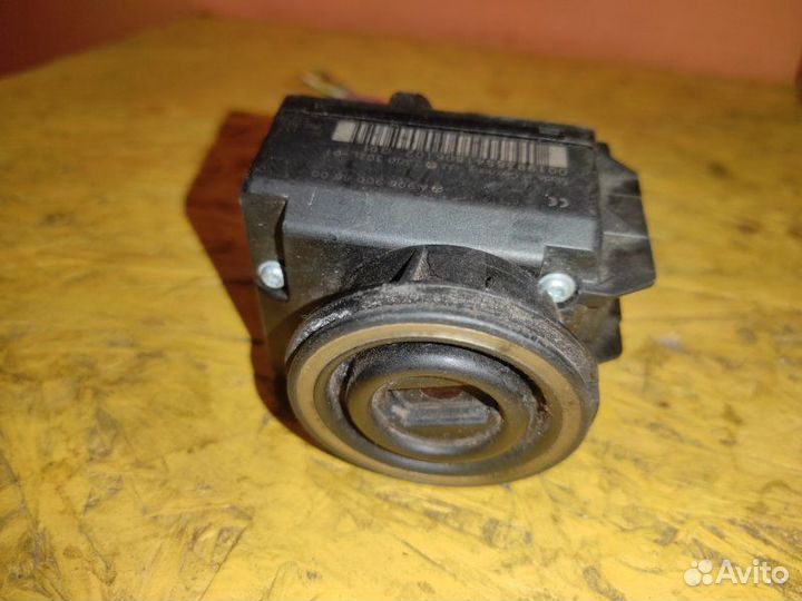 Замок зажигания Mercedes Sprinter W906 2.2 OM646