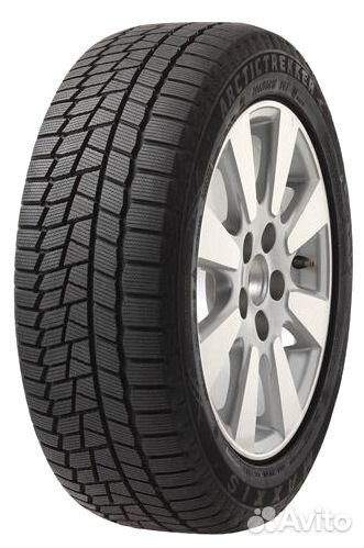 Maxxis SP02 Arctic Trekker 225/45 R18 95S