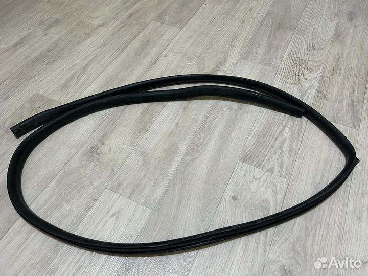 Уплотнительная резинка на - 