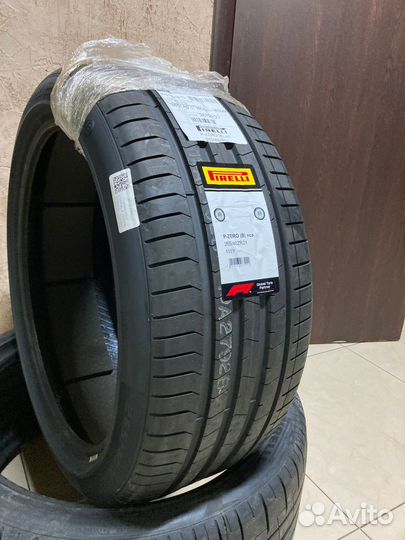Pirelli P Zero PZ4 265/40 R21 105Y