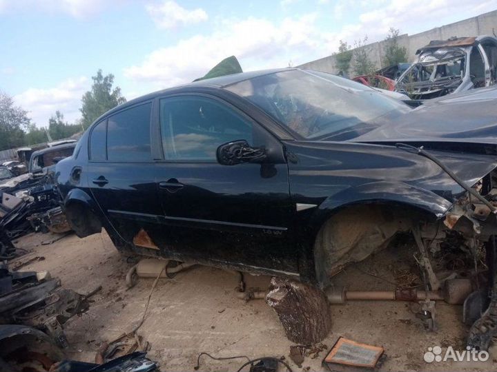 Крыло заднее левое Renault Megane 2