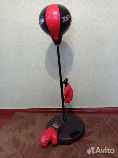 Детская боксерская груша с перчатками