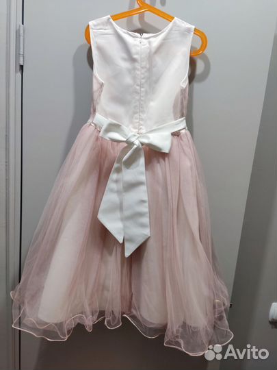 Платье нарядное