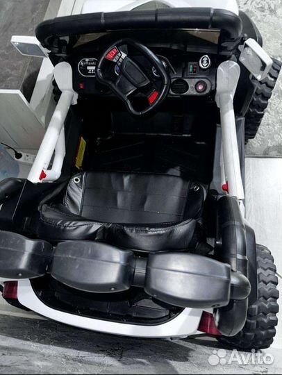 Детский электромобиль. На аккумуляторе с пультом