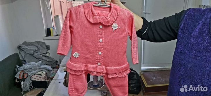 Носки шерстяные,манишки детские,шапки двойные т.д