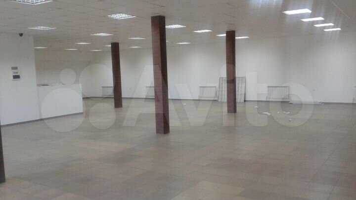 Торговая площадь, 680 м²