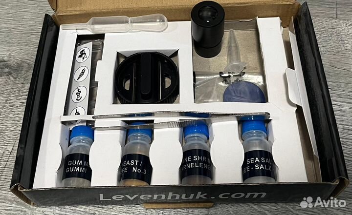 Микроскоп Levenhuk 320 base