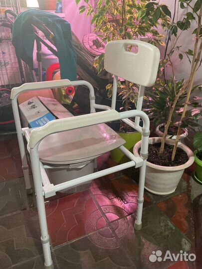Стул туалет, кресло туалет